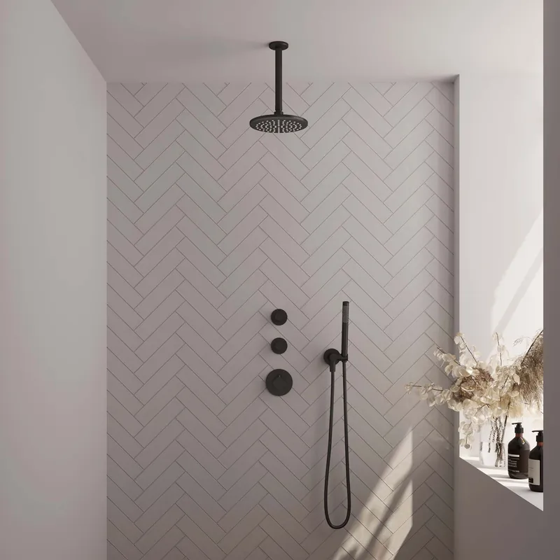 Brauer Black Carving Regendoucheset: Thermostatische Inbouwkraan met Stopkranen, Plafondarm, Douchekop 20cm, Wandhouder met Wateruitlaat, Staafhanddouche & Doucheslang - Set 5 - Geribbeld Draaiknoppen - Mat Zwart Tijdelijk Beschikbaar