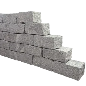 Koop Online Natuursteen Castle Rock Graniet Lichtgrijs Classic 35×17,5×15 cm