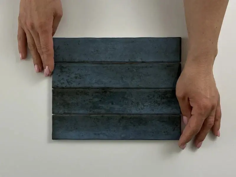 Koopje Wandtegel Ragno Kalon Handvorm Blauw Glans 5x25
